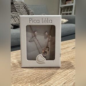 Pica Lela interlocking necklace with matching earrings